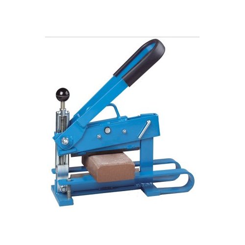 Rental store for brick breaker in STOREAREA2